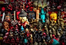 Kathmandu souvenir shop - photo by Renata Blonska