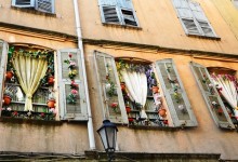 Windows in Grasse, the town known as the world's capital of perfume - photo by Renata Blonska