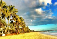 Sunshine Coast Noosa beach Queensland - photo by Renata Blonska